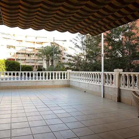 Zona Club Nautico Piscina Comunitaria 1 Apartment *